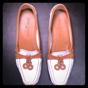 Louis Vuitton Loafers - tan/white size 38.5